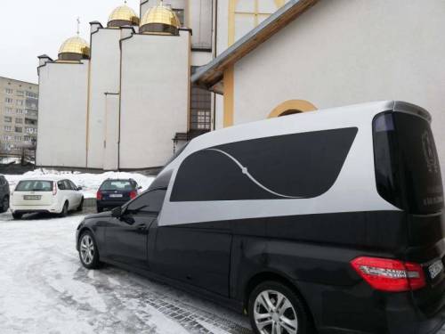 Катафалк  Mercedes VIP