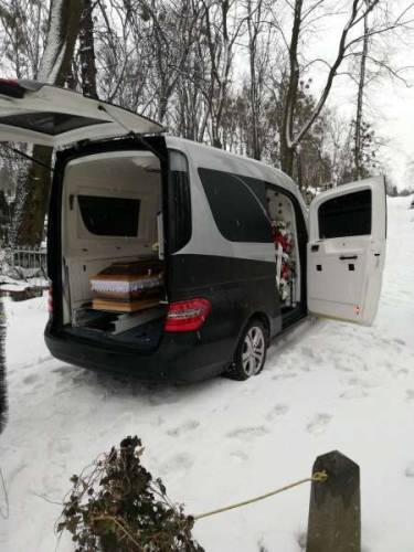 Катафалк  Mercedes VIP (чорний)