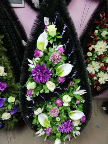 Штучні вінки та кошики Львів