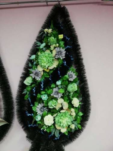 Штучні вінки та кошики Львів