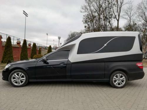 Катафалк  Mercedes VIP