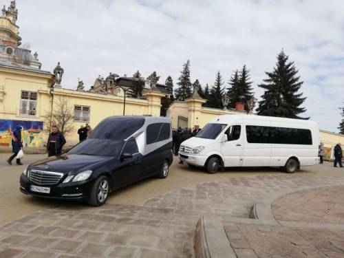 Катафалк  Mercedes VIP