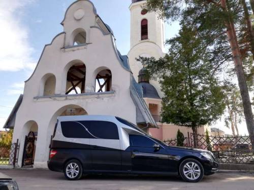 Катафалк  Mercedes VIP