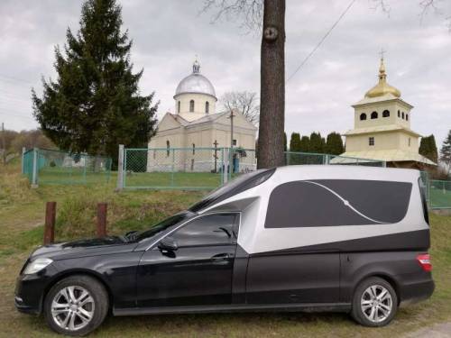 Катафалк  Mercedes VIP