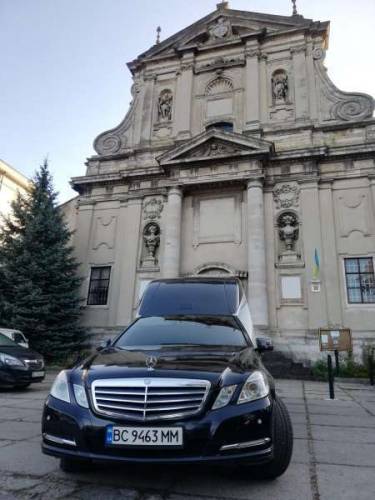 Катафалк  Mercedes VIP