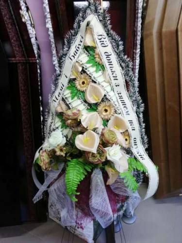 Штучні вінки та кошики Львів