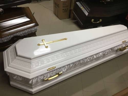 Труна восьмигранна біла 1,8 м.