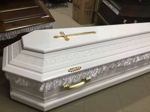 Труна восьмигранна біла 1,8 м.