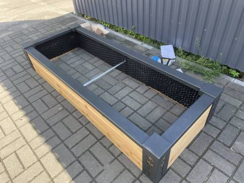 Надгробки одинарні деревʼяні сталь рама (модрина) Львів