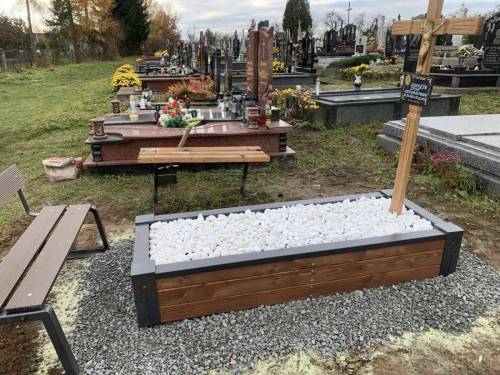 Надгробки з лавками Львів