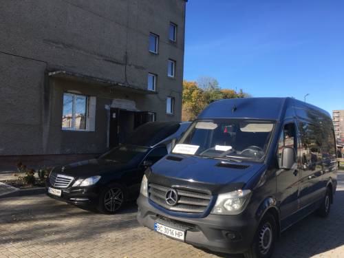 Катафалк Mercedes - синій